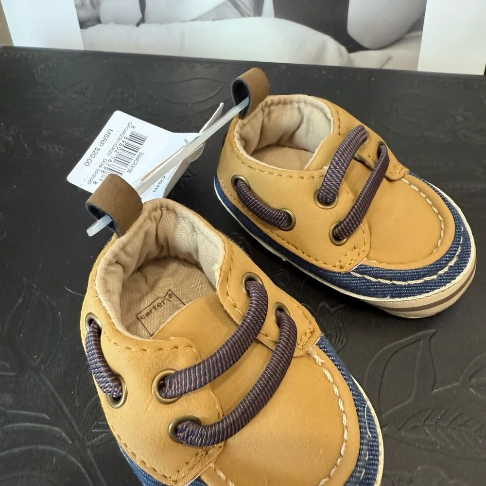 Stylish Tan and Blue Newborn Loafers - Picture 3 of 4